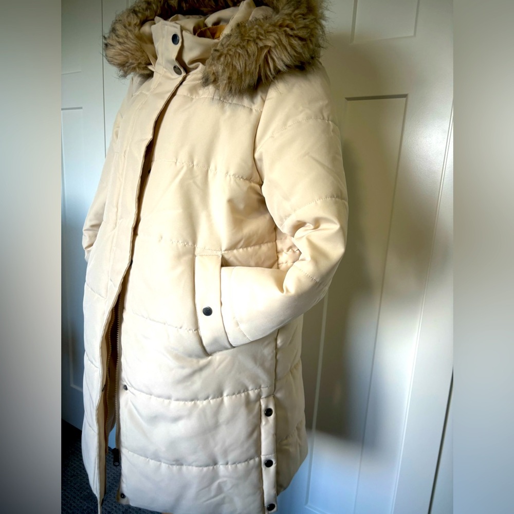 Winter jacket - Picture 3 of 7